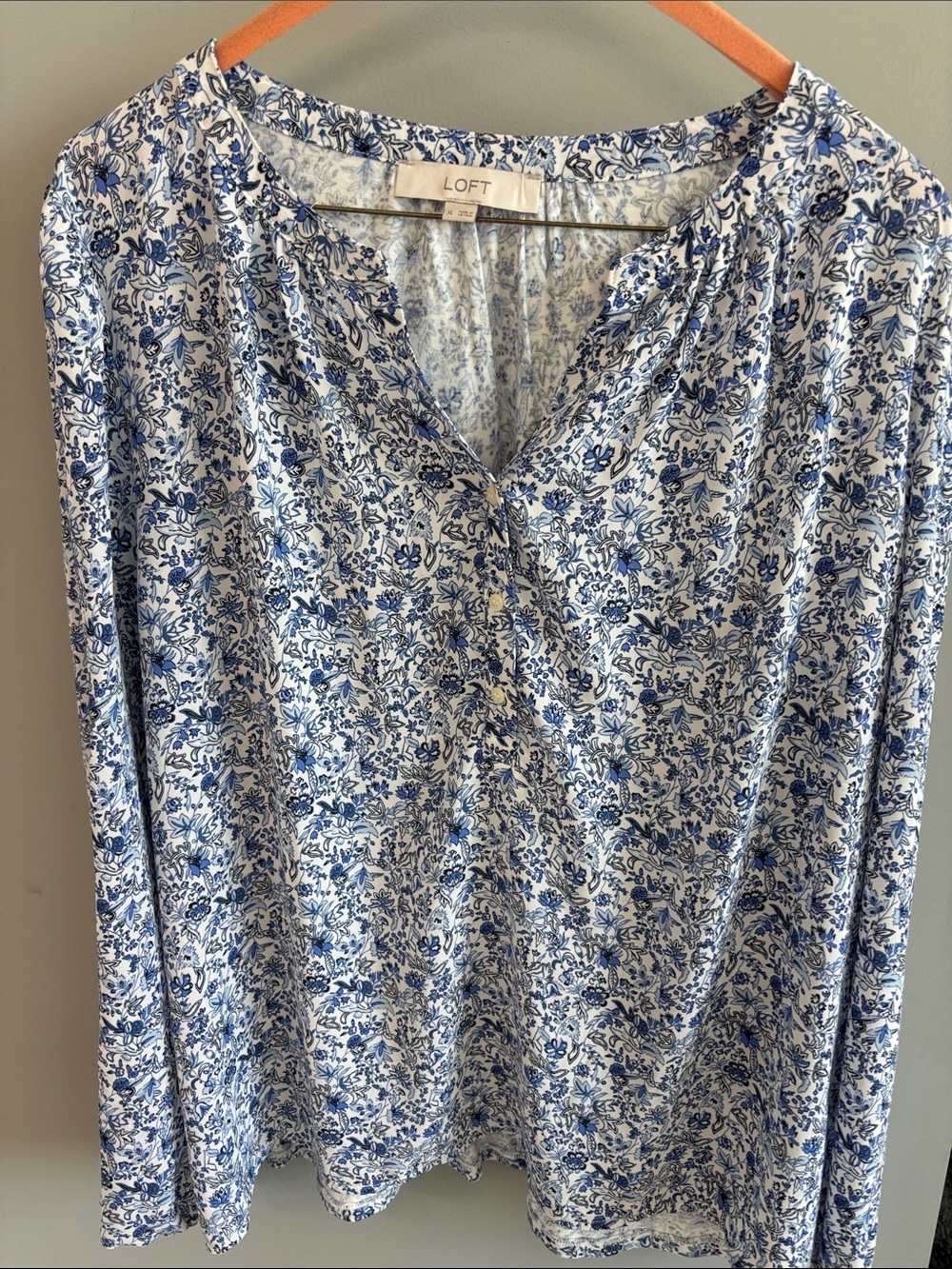 LOFT Blue & White Floral Long Sleeve Blouse